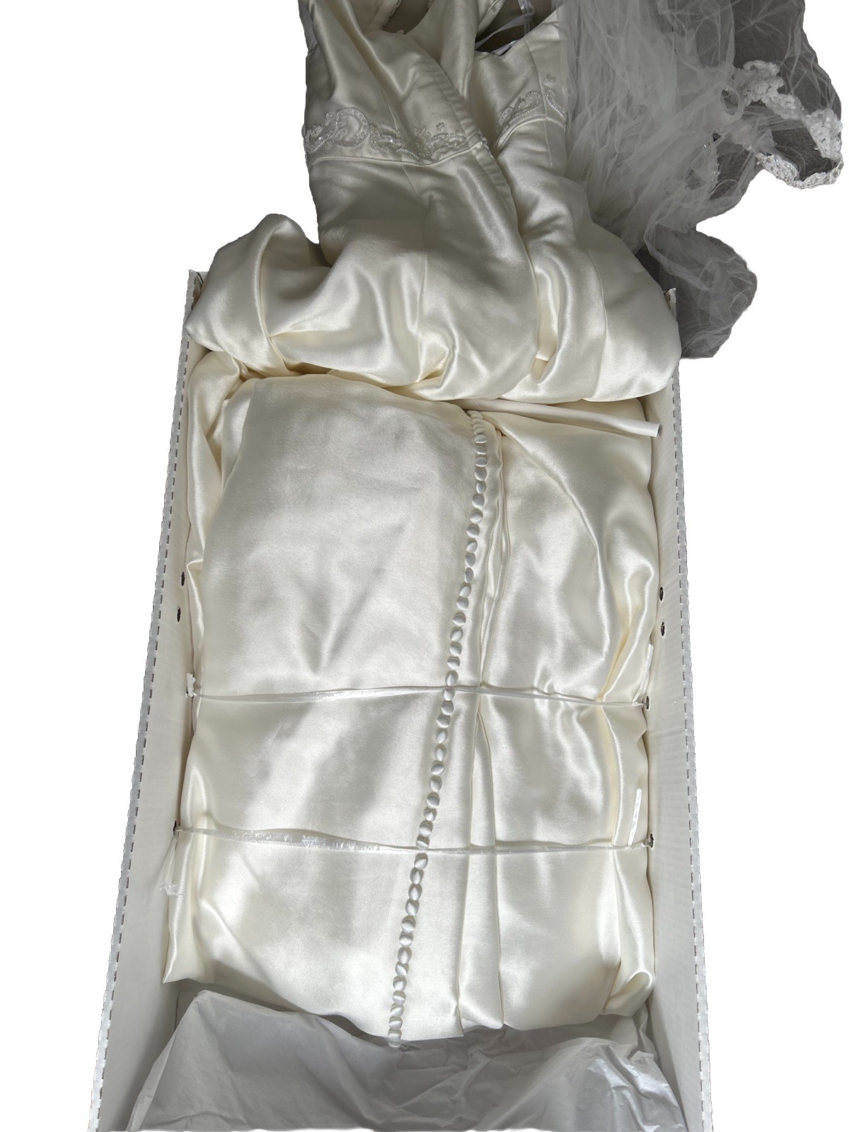 Elegant Oleg Cassini Wedding Dress Way below Cost / Cleaned : Size 10