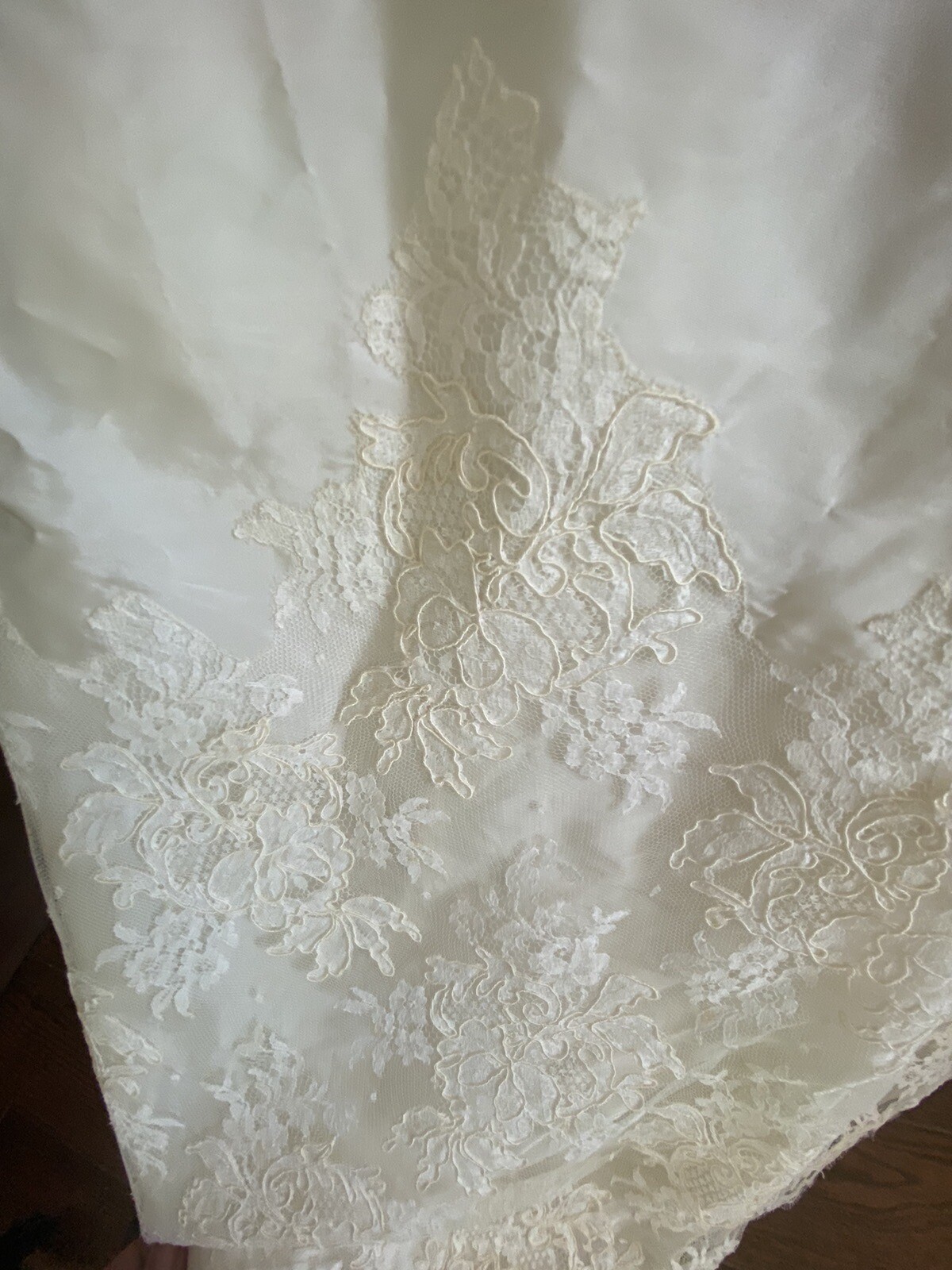 Vintage Portrait Bridal Wedding Dress Lace Gown Union Label Off-White S? Elegant