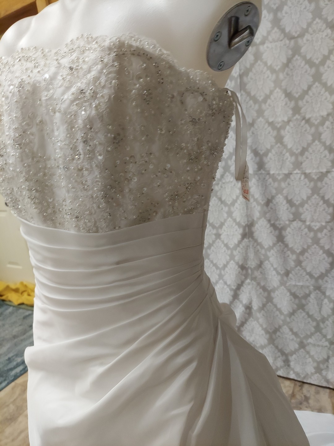 **Edan Bridal Size 8 White Beaded Embroderery Pleated Torso Wedding Dress**