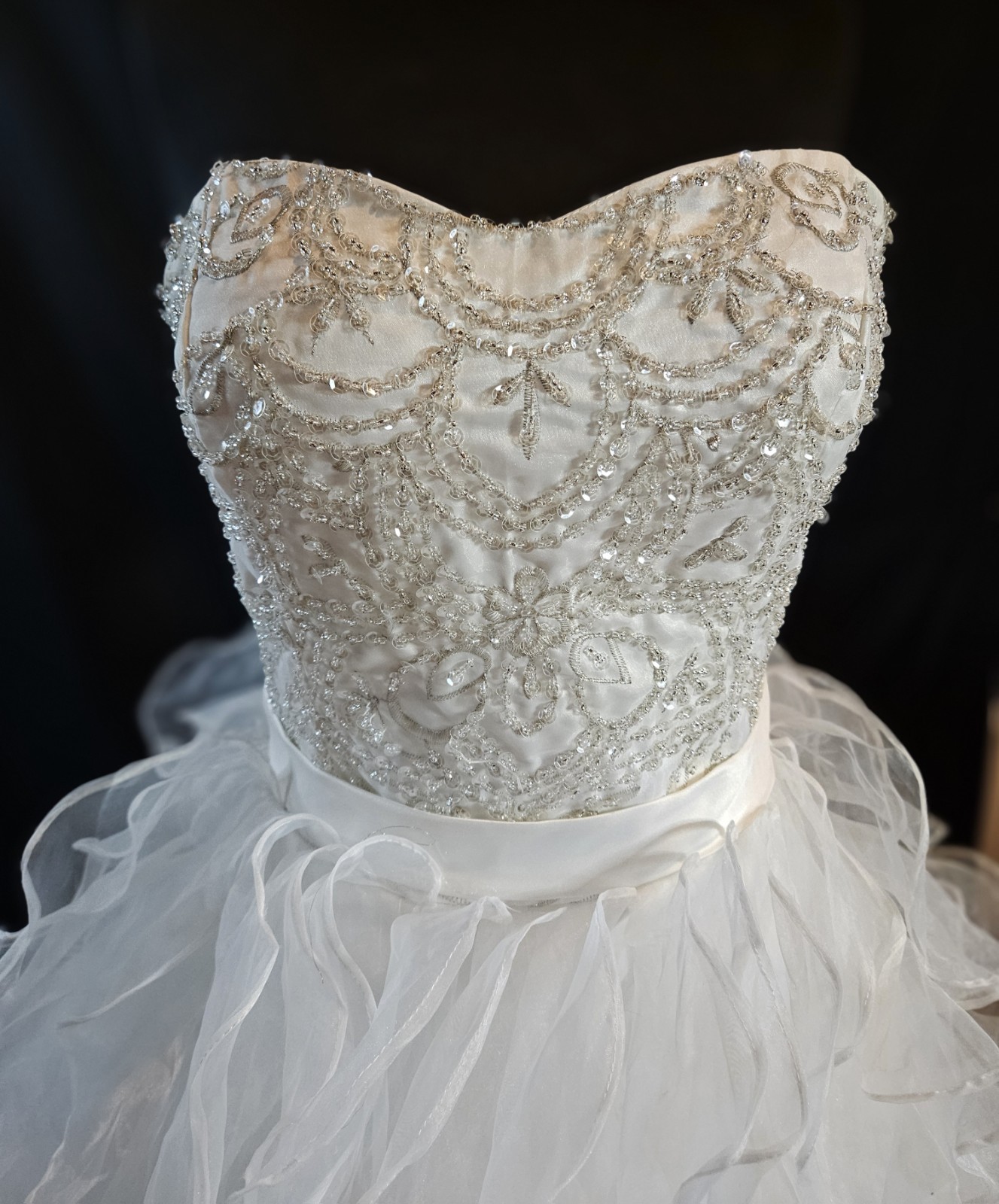 Heavily Beaded Strapless Wedding Dress Custom Size 6 Ruffled Tulle Skirt