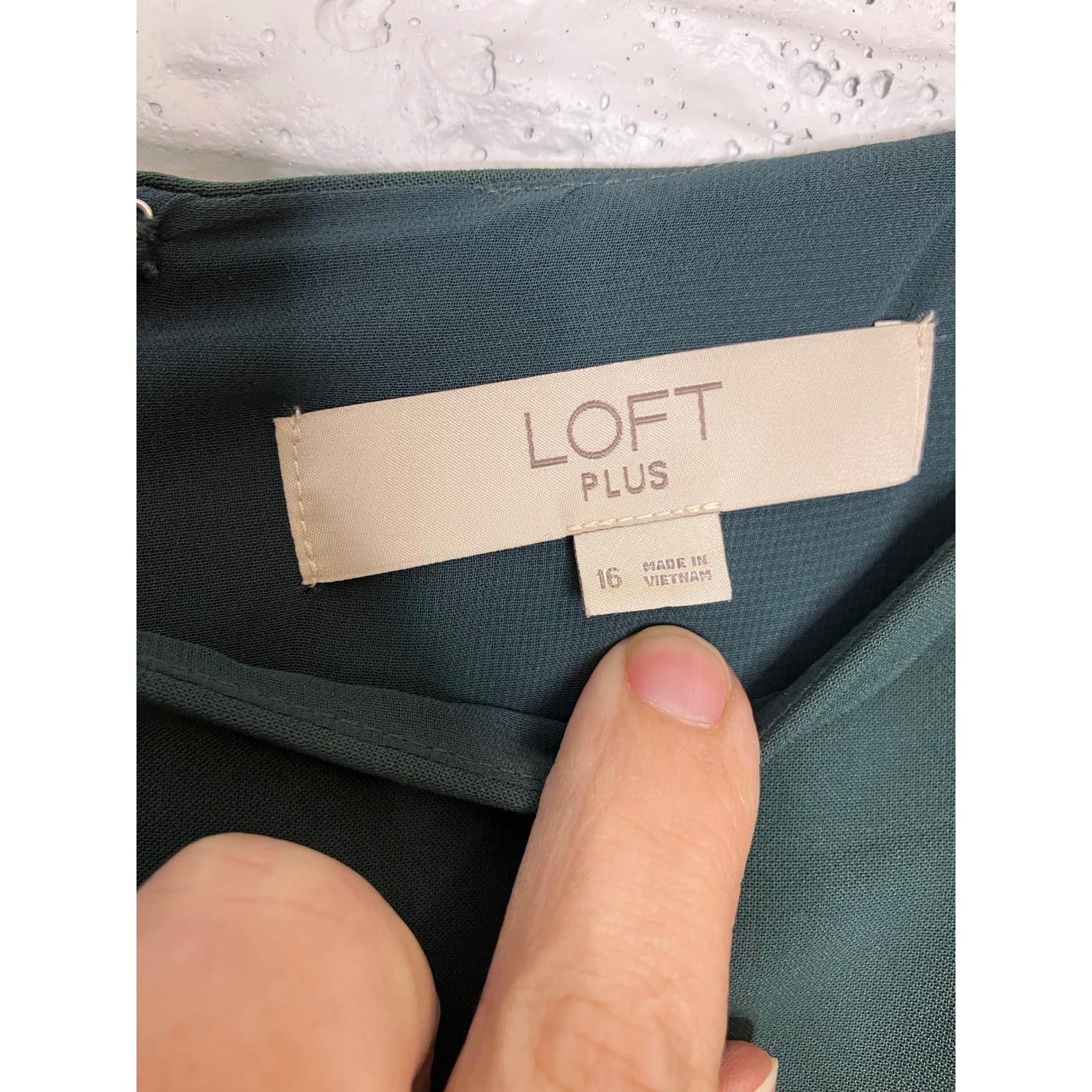 Loft plus Sage green knee length special occasion dress women’s size 16 wedding