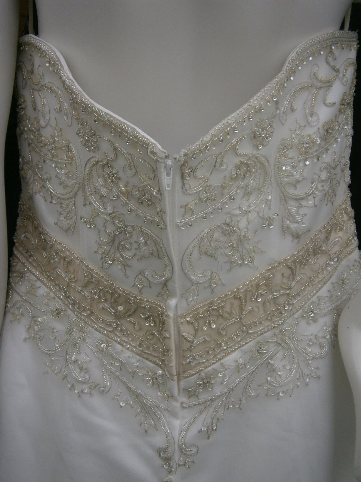 Casablanca Wedding Dress Ball Gown 16-18 White Taffeta Beaded Champagne Elegant