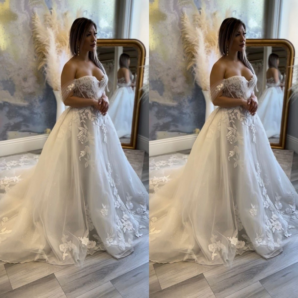 Beach Wedding Dresses Lace Appliques Off The Shoulder Boho Bridal Gowns