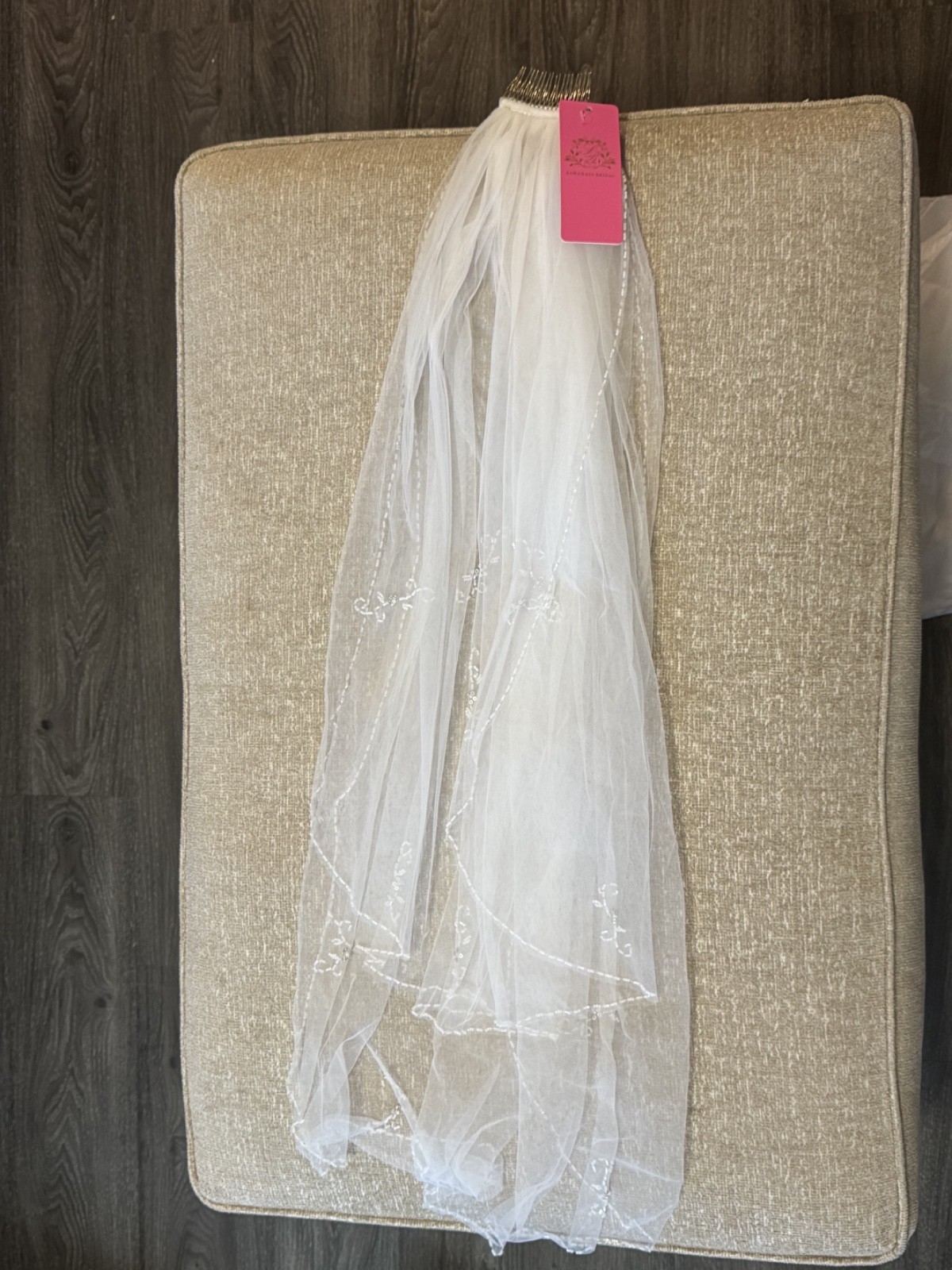 NEVER WORN Deklaire Bridal Wedding Dress with Tiara and Veil XS NWT