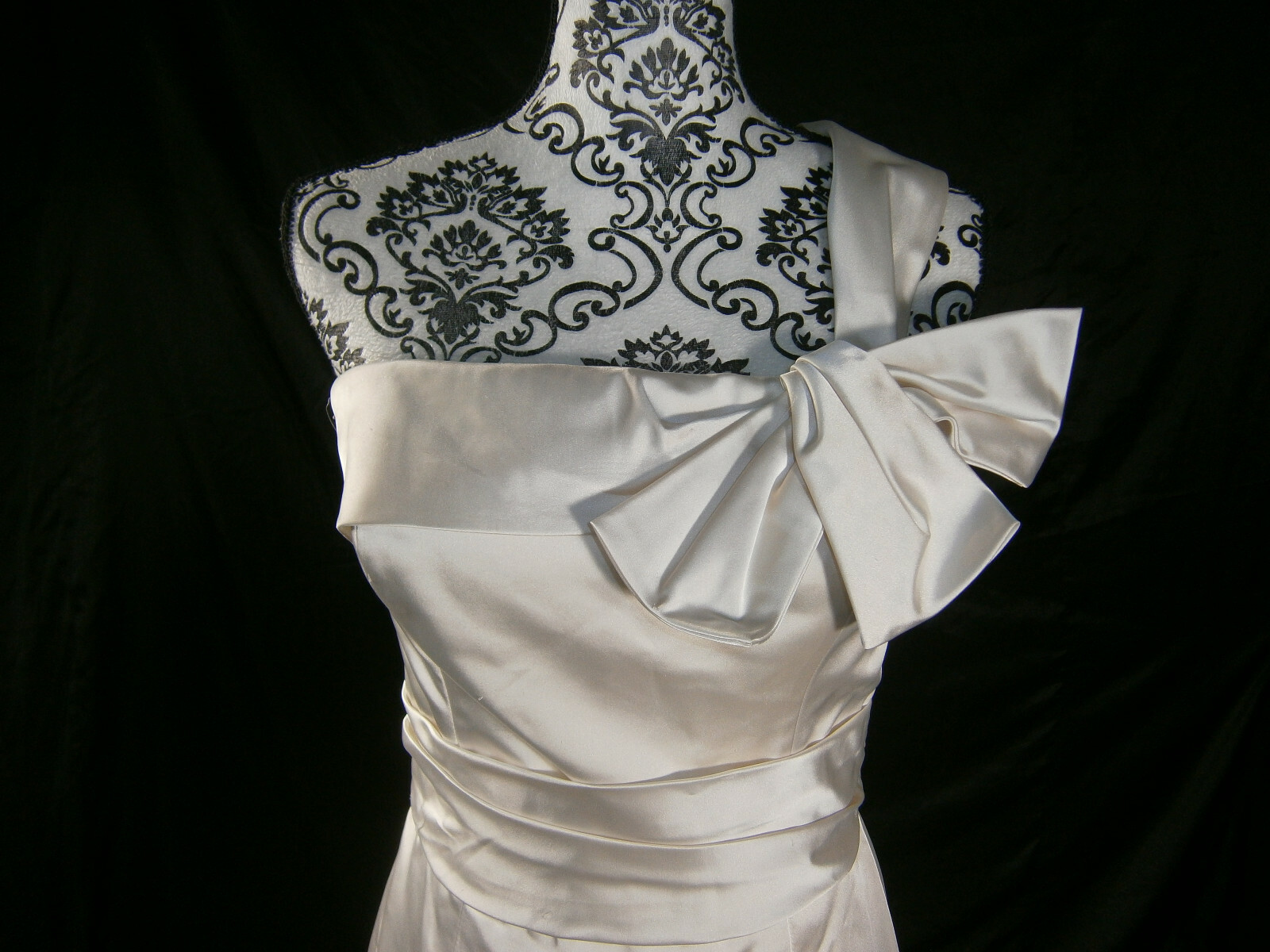 Amsale Size 10 Ivory Silk Wedding Dress One Shoulder Bow Fit & Flare Train USA