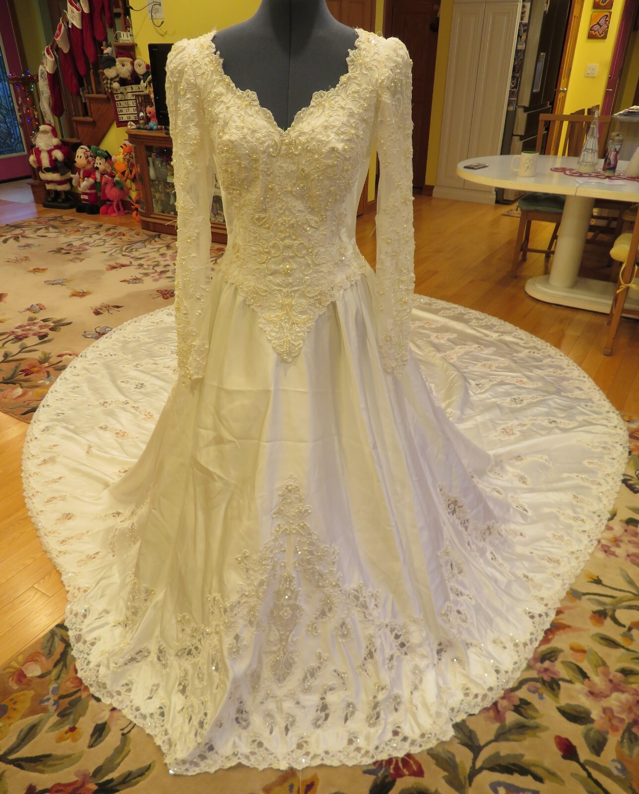 NEW Mori Lee ALENCON LACE Vintage Wedding Dress PRINCESS Gown ROYAL Train WOW