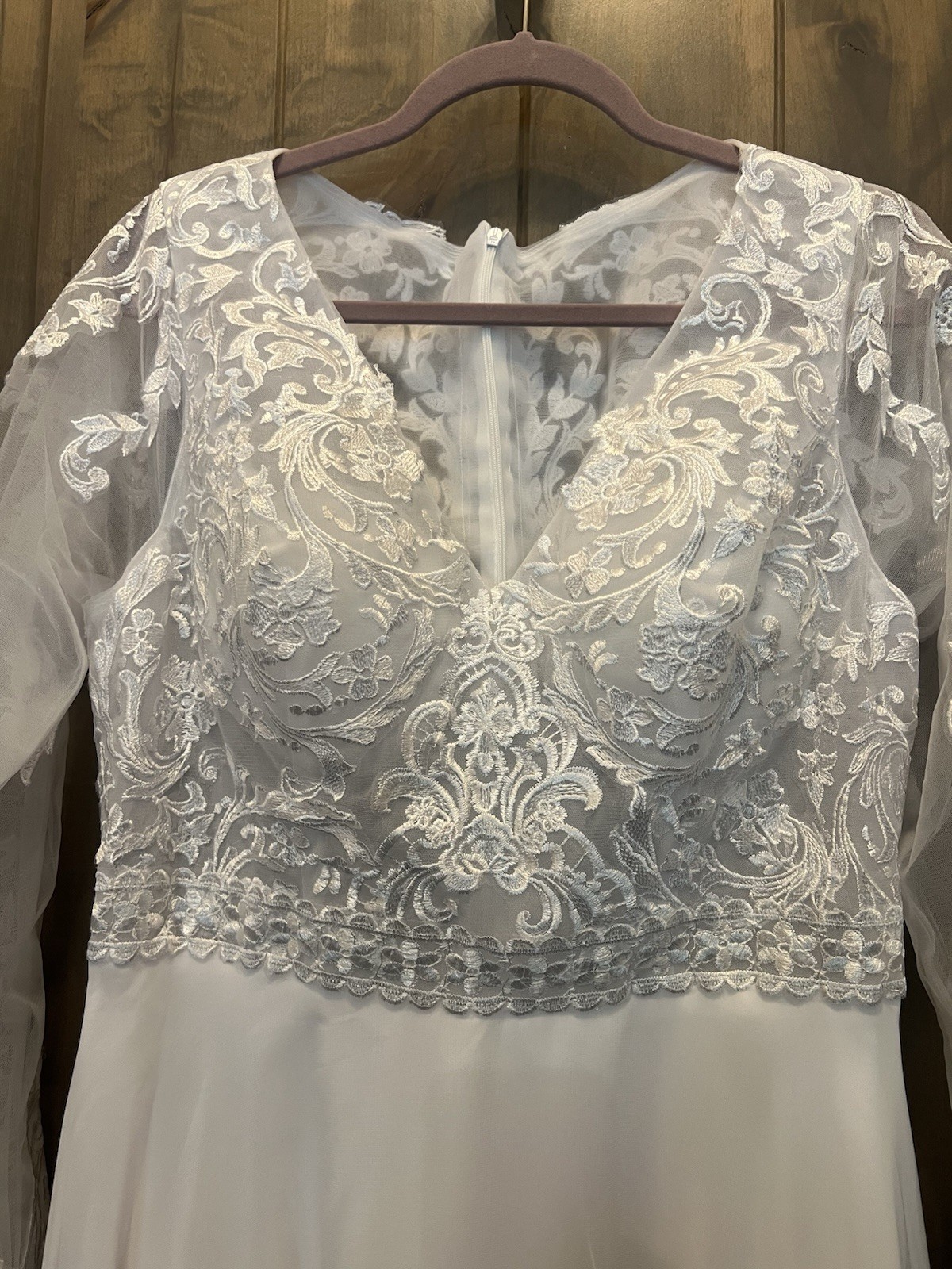 NEW Unbranded Long Sleeve V-Neck White Wedding Dress w/Lace & Illusion Bodice 12