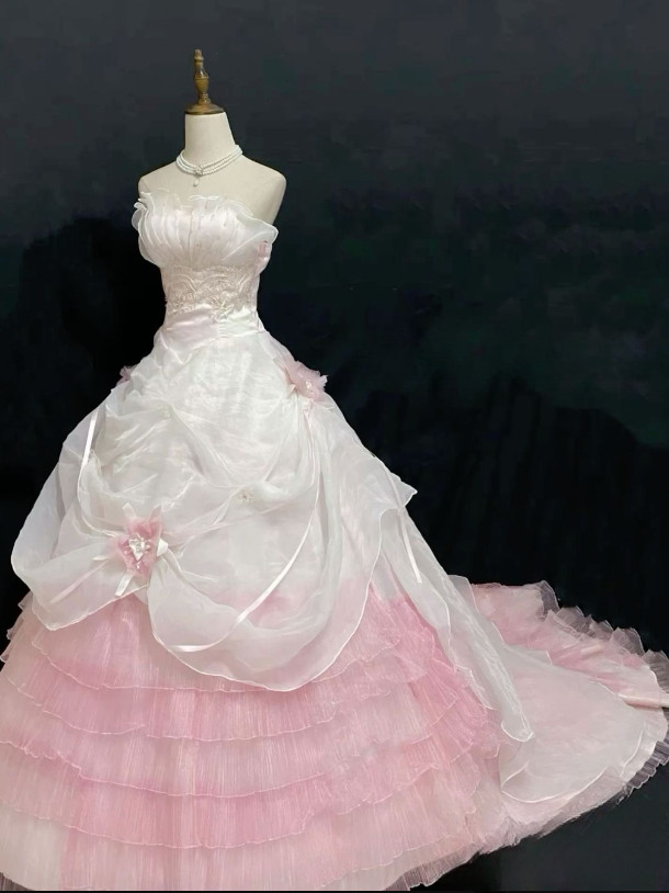 Princess White and Light Pink Wedding Dresses Sweetheart Vintage Bridal Gowns