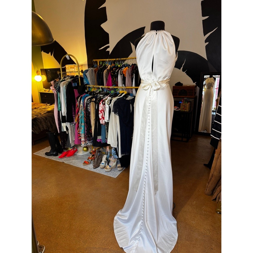 Glamorous Old Hollywood Halter Wedding dress, Casablanca, button back sz 10