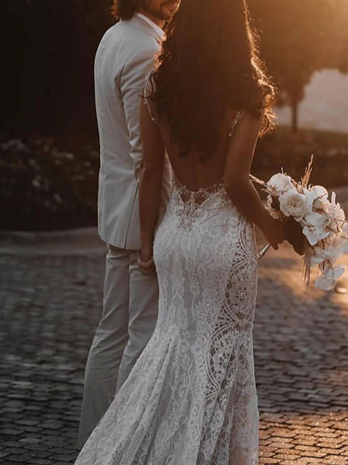 Backless Bohemian Wedding Mermaid Applique V-Neck Sleeveless Lace Bridal Gown