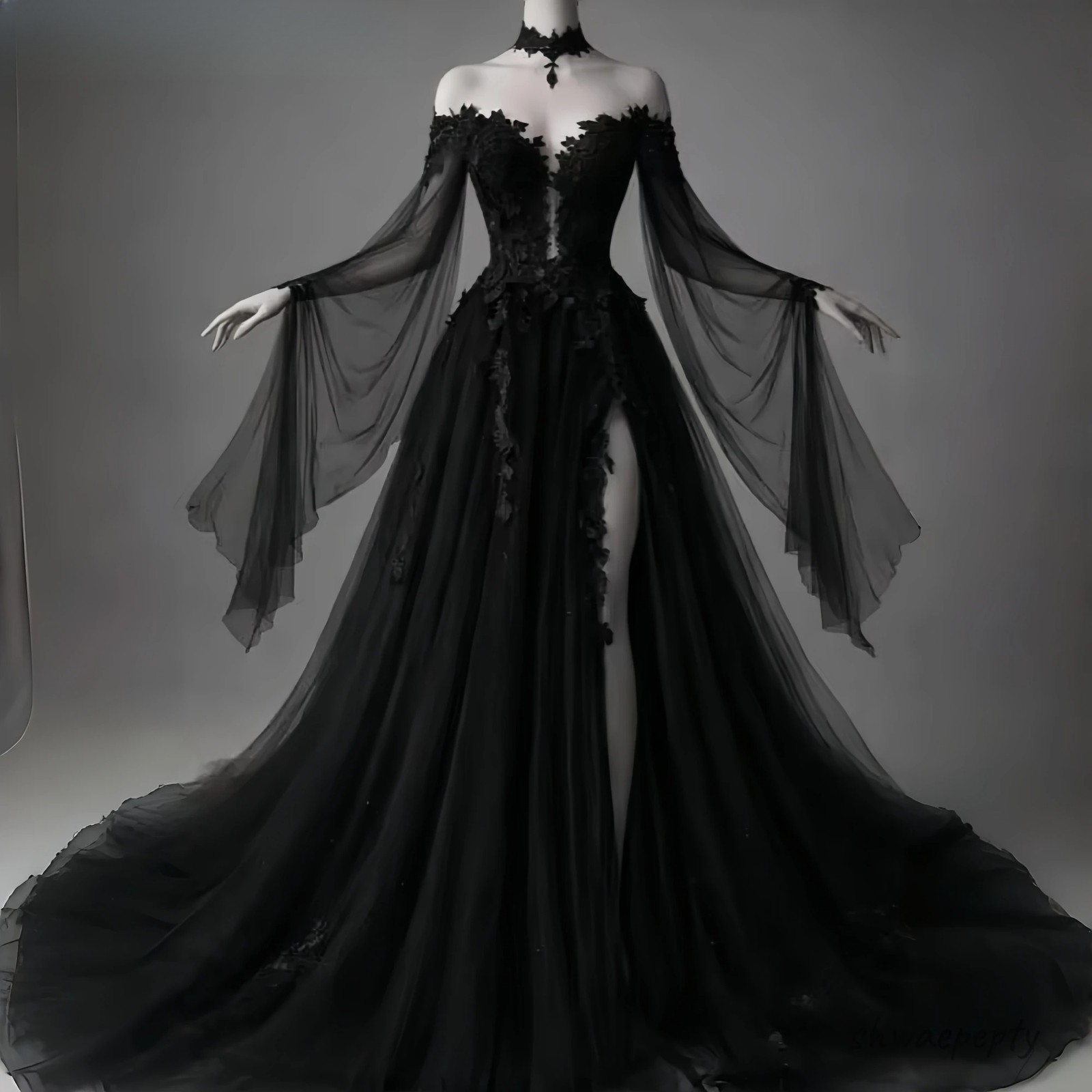 Black Gothic Wedding Dress Side High Slit Long Tulle Vintage Vampire Bride Gown
