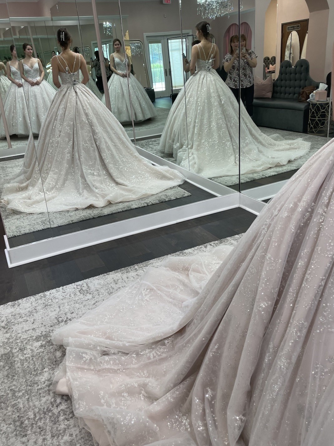 Wedding Dress Ball Gown, Princess, Or quinceañera Essence Of Australia Size 2