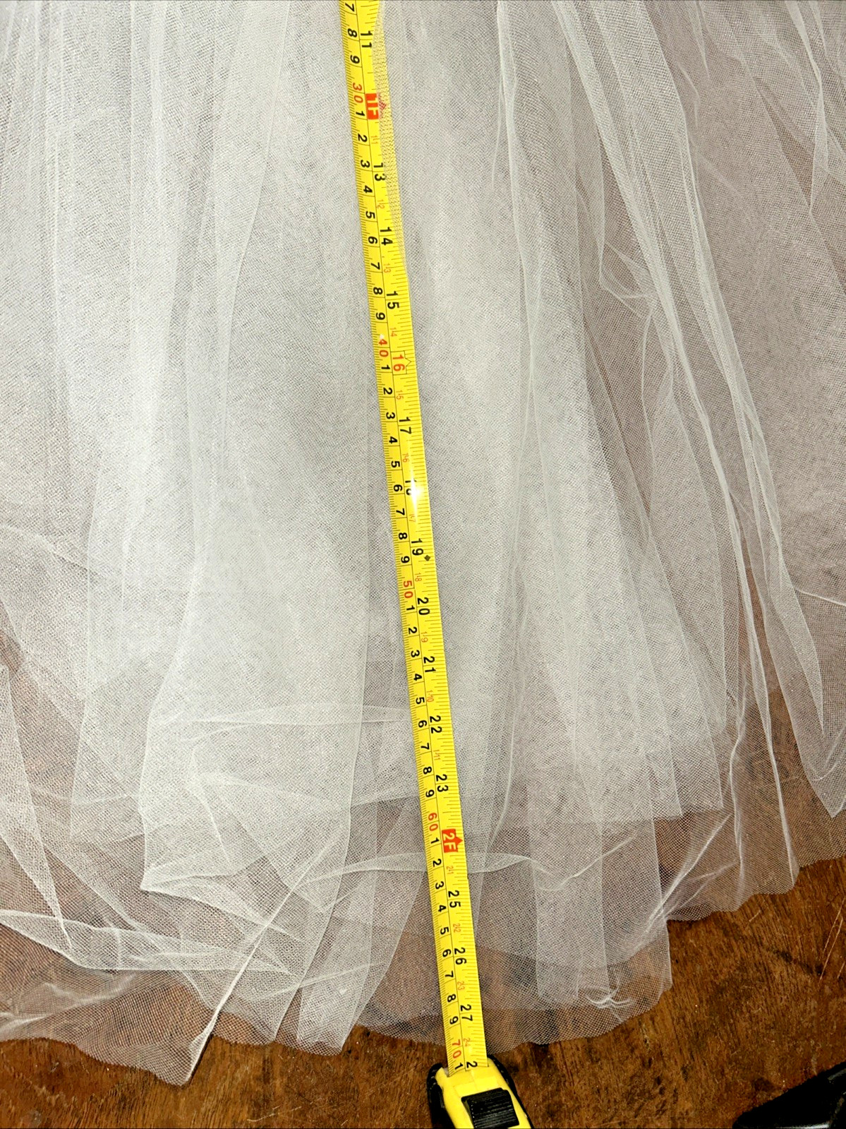 Beautiful Vintage Wedding Dress With Veil, train, lace, back buttons and zipper