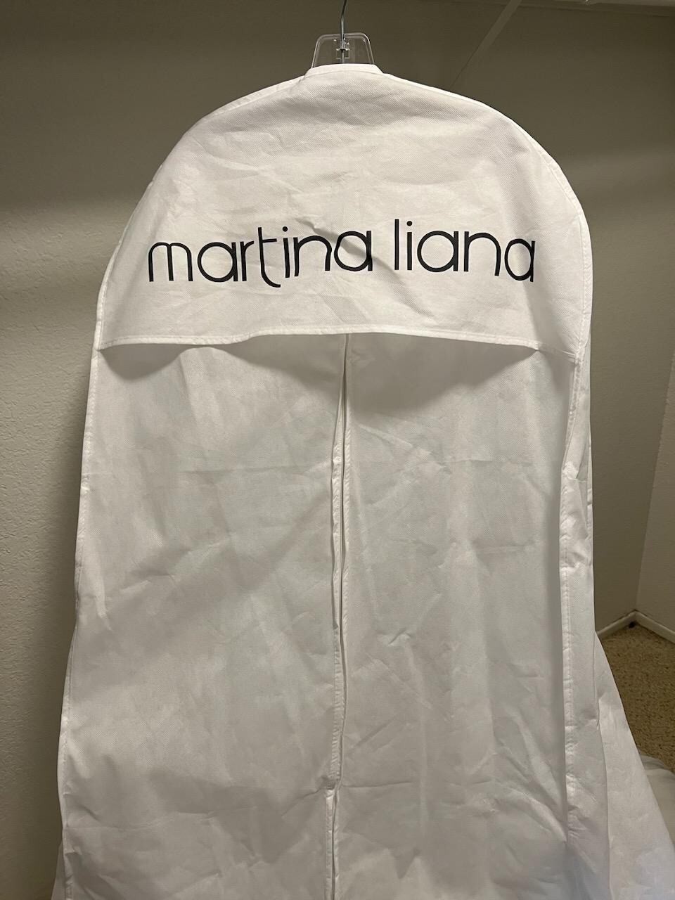 Martina Liana Wedding Dress (US size 16) – Style Number ML902IV