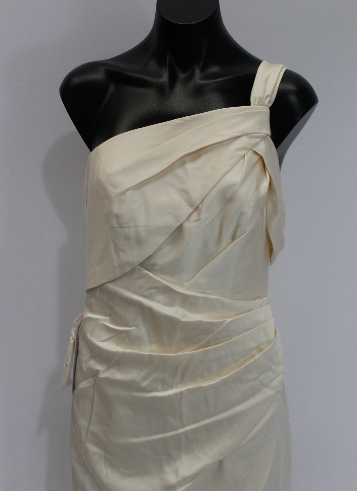Azazie Women’s Wynter Sheath One Shoulder Satin Dress AP2 White Alabaster SizeA6
