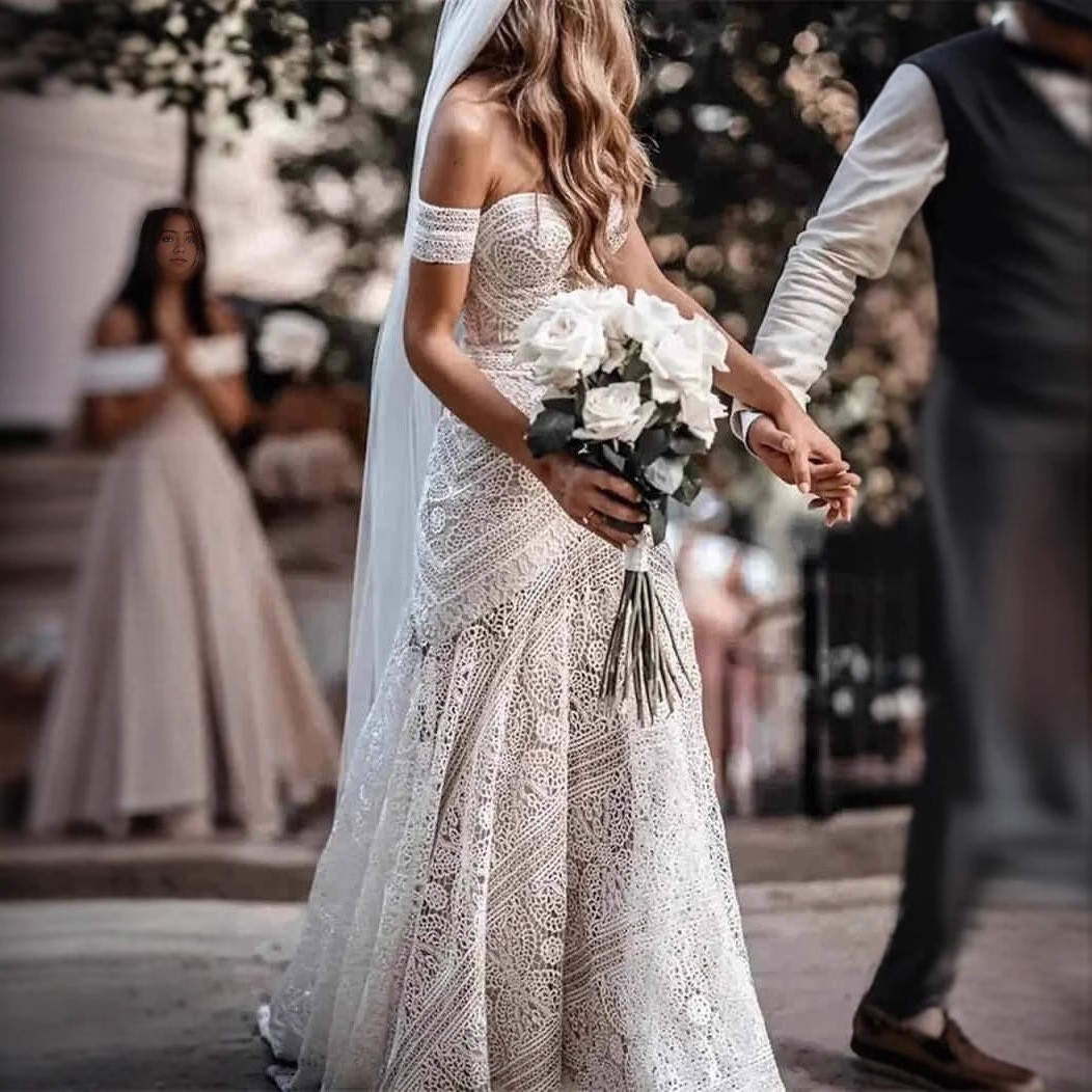 Strapless White Minimalist Wedding Dress Slim Sexy Fishtail Gown Outdoor Wedding