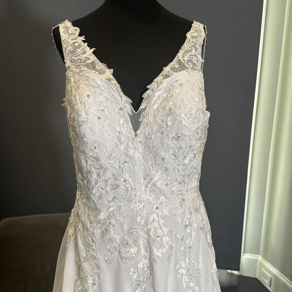 Women’s White Chiffon Wedding Dress Leg Split Zip Up Back Beaded Straps Size 12