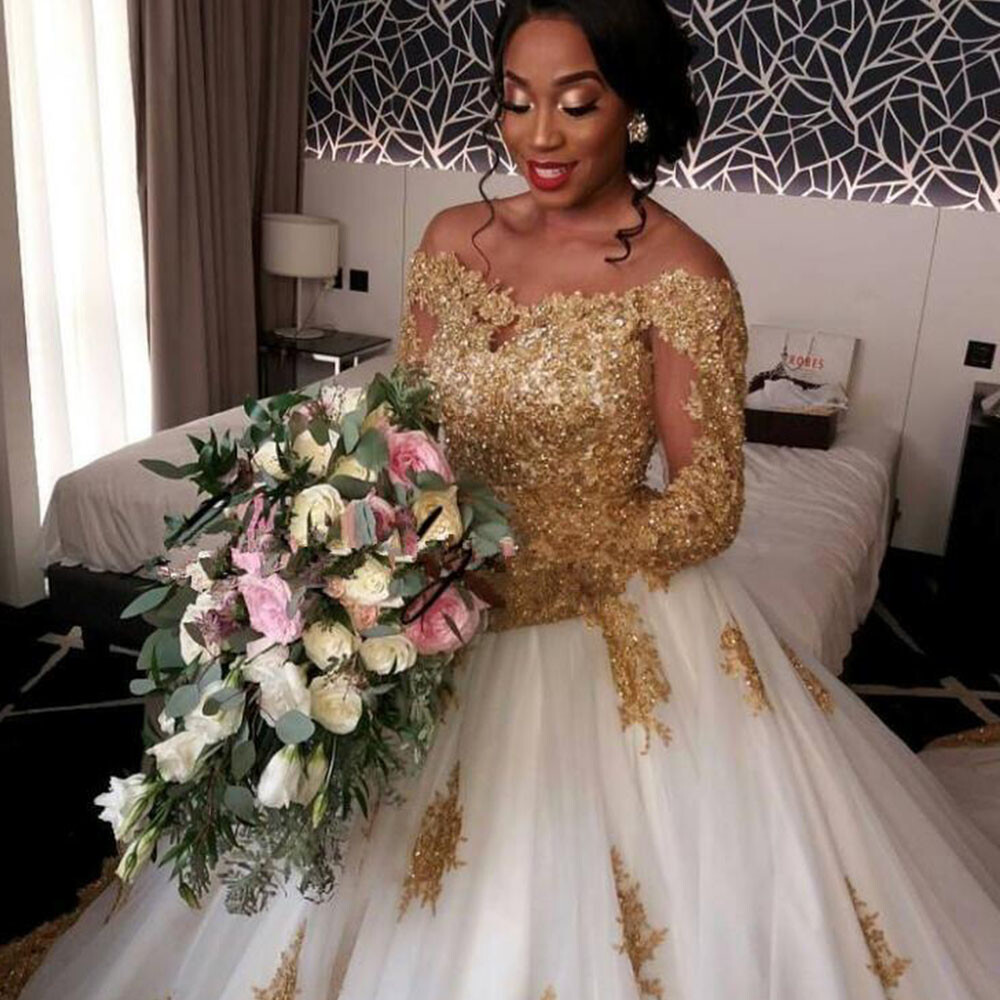 AfricaWedding Dresses Long Sleeves Gold Lace Appliques Bridal Gowns Chapel Train