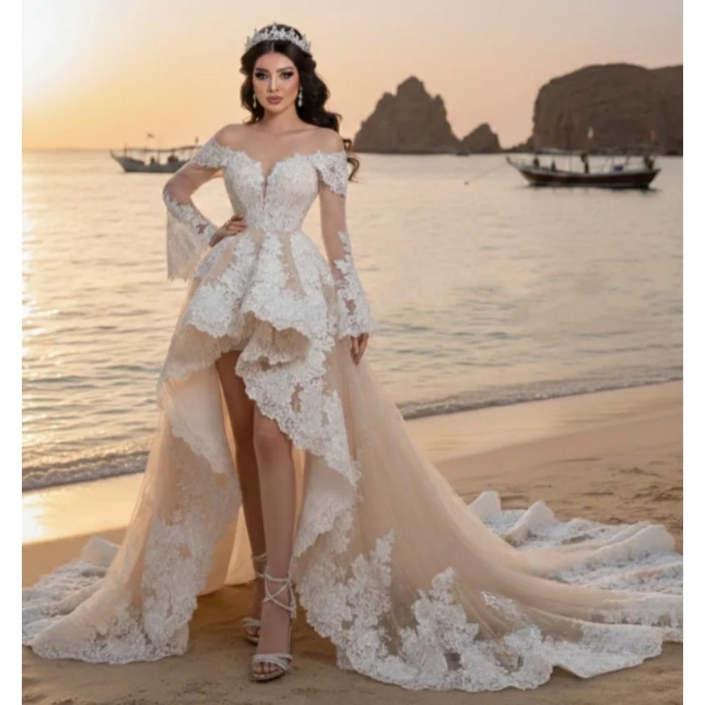 Champagne Strapless Wedding Dresses Lace V-Neck Dubai Style High Low A-Line Gown