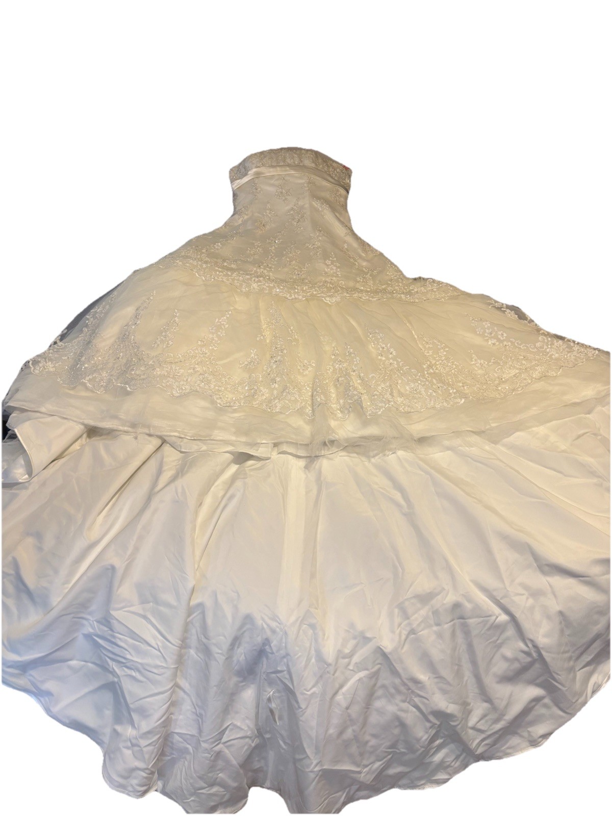 Professionally Cleaned Size 18 Wedding Dress With Built In Bustle. Stored In Box