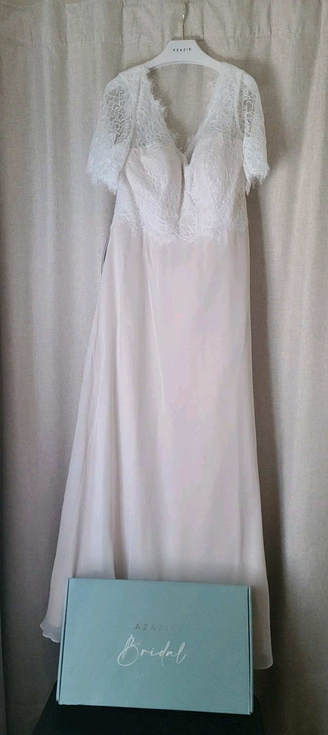 Azazie NWT Veradis Diamond White/Champagne Wedding Dress Sz WD14 Flutter Sleeve