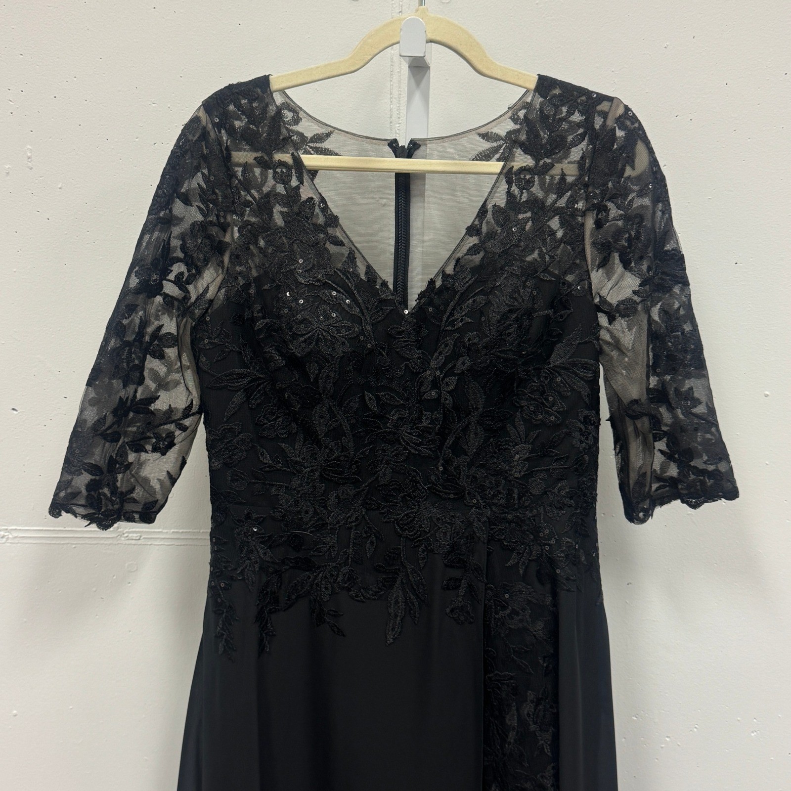 JJ’s House Valarie Black Sheath Column V-neck Sequins Lace Dress Formal Gown Lg