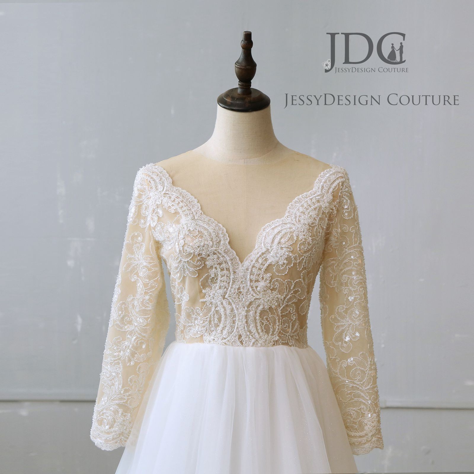 New Ivory Skin Glitter Wedding Dress Bridal Gown Long Sleeve Beaded Buttons A-Line