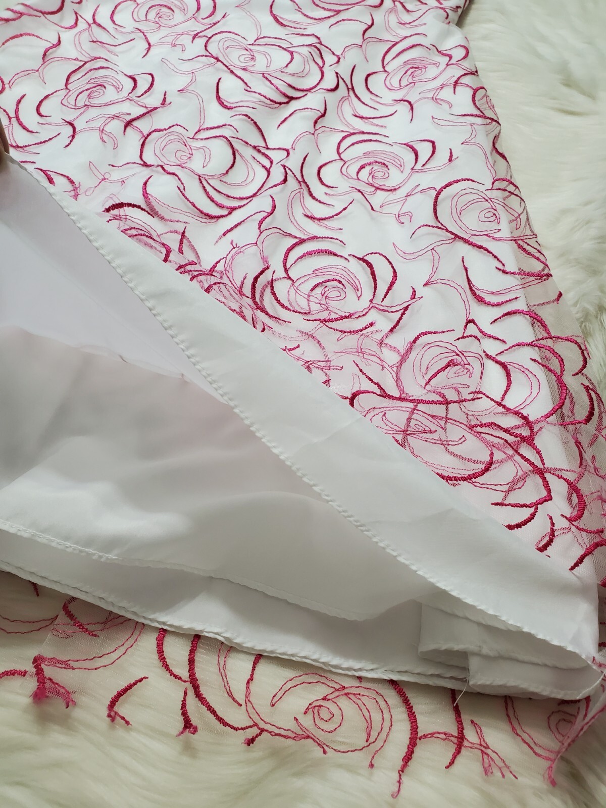 David’s Bridal Women Size 4 Magenta Pink White Tea Length Dress Wedding MMM-23