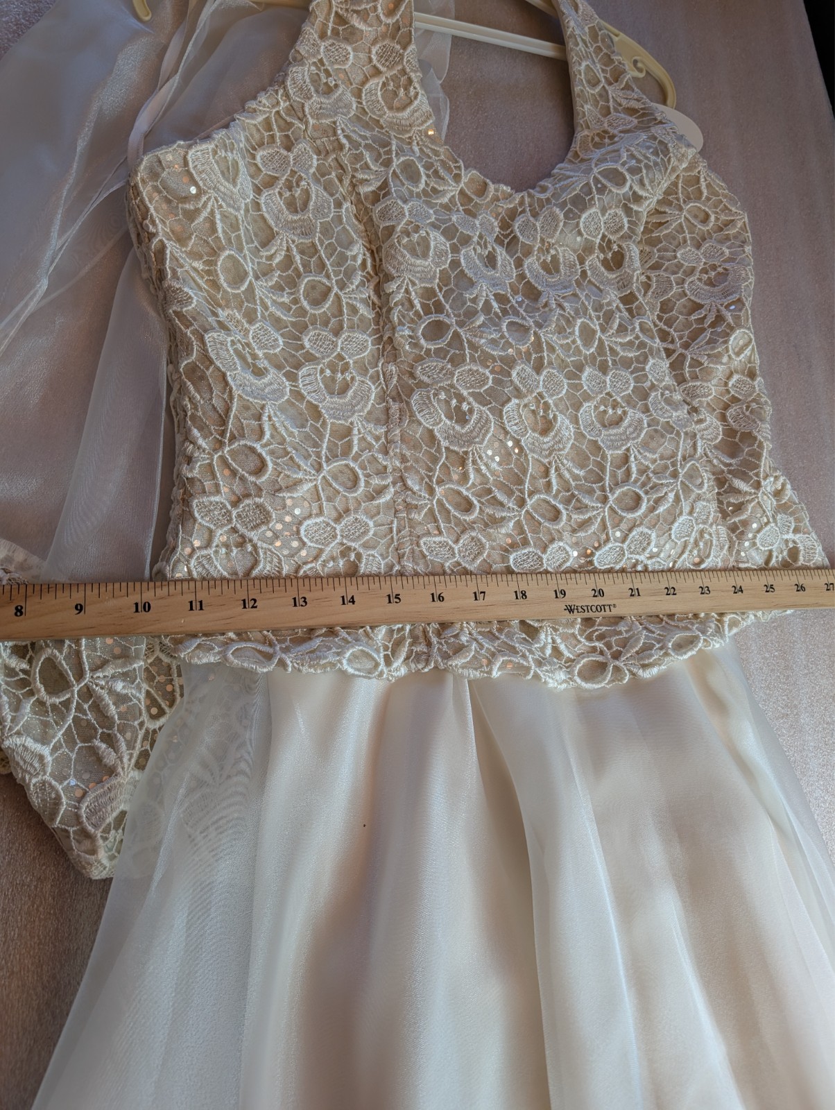 Coty Vintage Ivory Formal Embroidered Halter Neck Bridal Gown Size Large