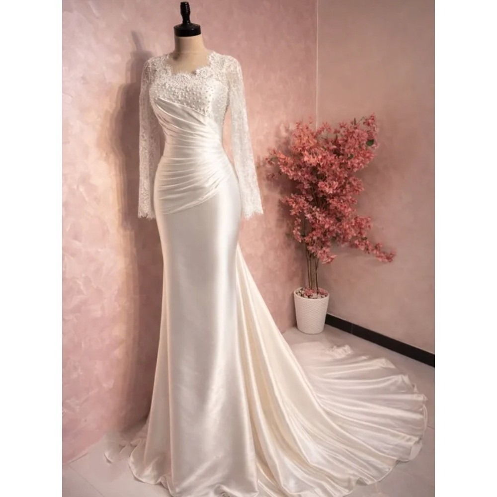Shiny Mermaid Wedding Dresses Lace Round Neck Long sleeved Beaded Bridal Gowns