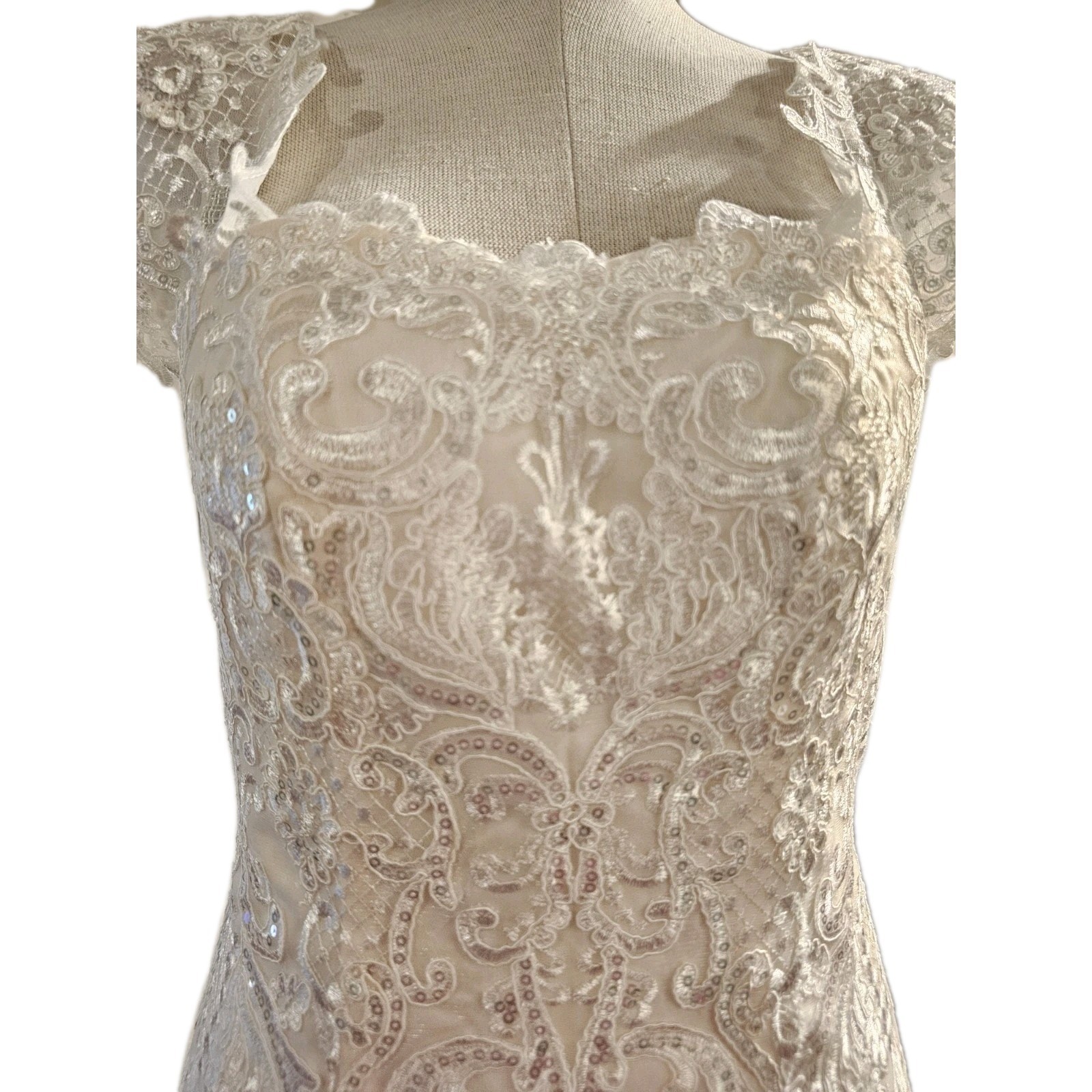 Wedding Dress Size 2 Unbranded Sequined Ivory Off White Adjustable Lace Up NWT