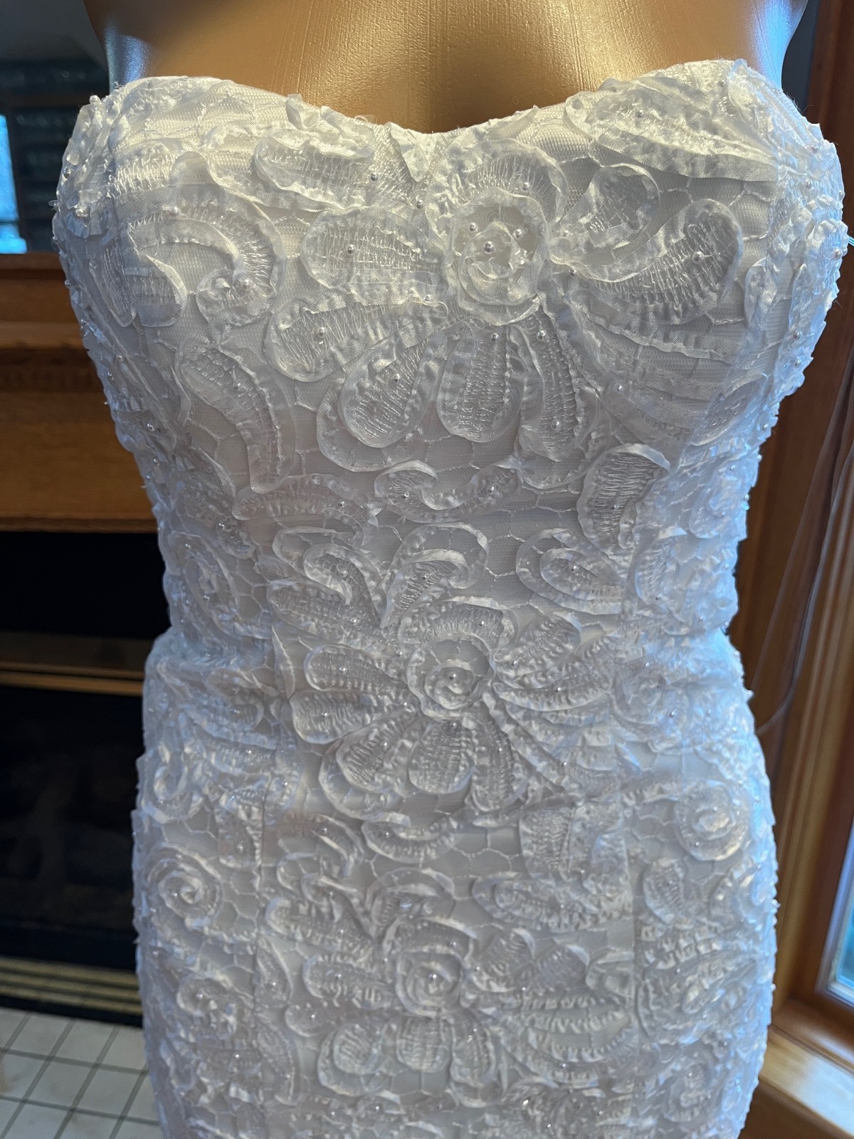 Signature Galina White Lace Strapless Wedding Gown Bridal Dress Size O P petite
