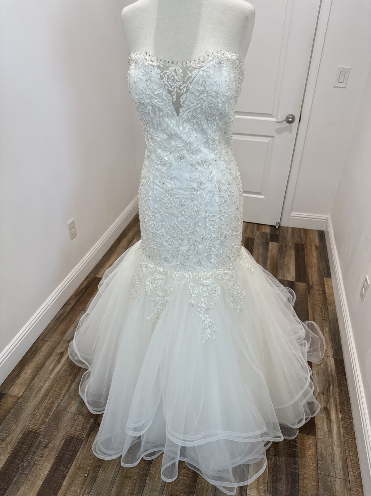 Wedding Dress Size 14 Off White Color