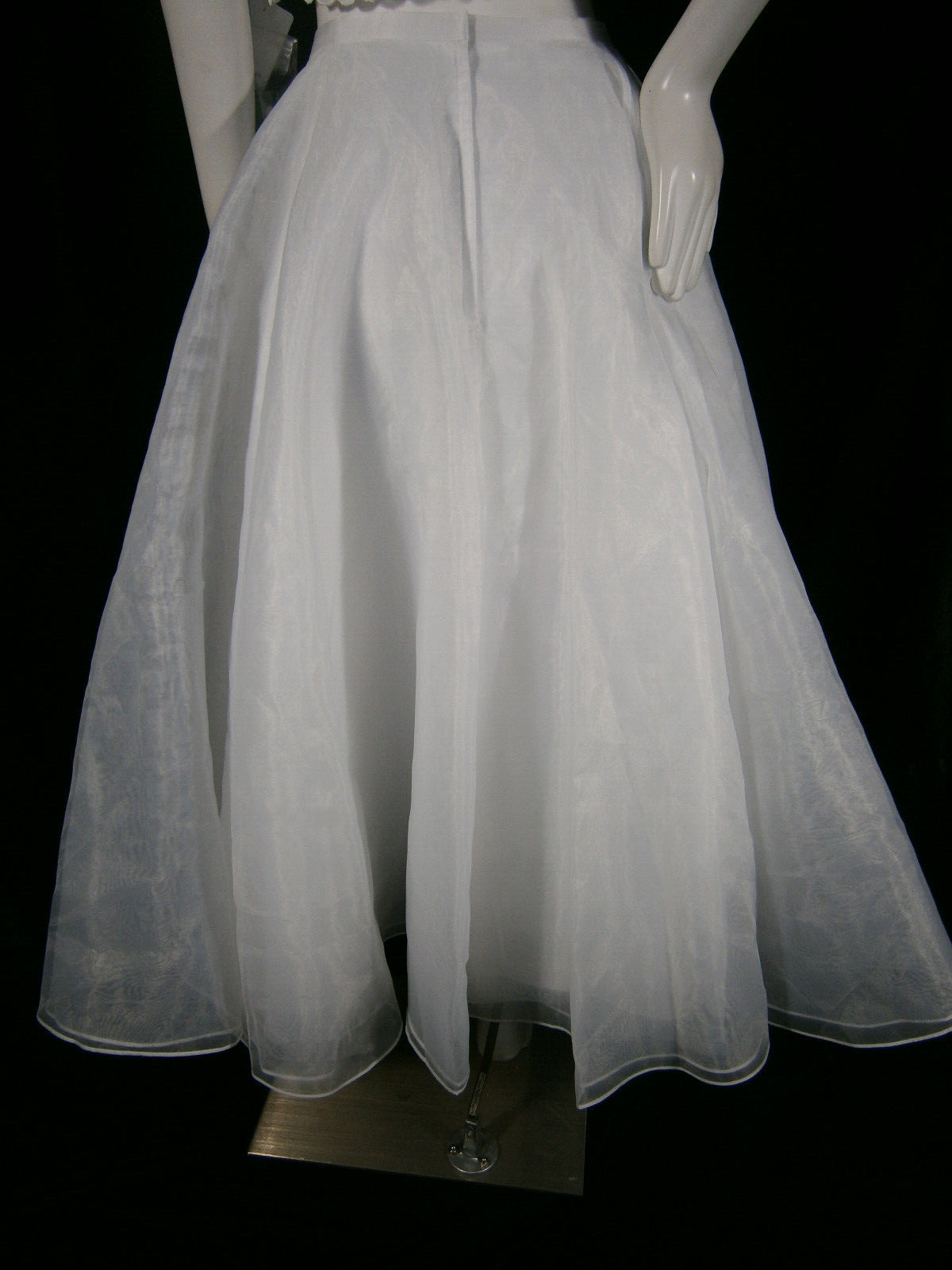 Wedding Bridal Skirt Organza Tulle 8 Layers of Fabric White 12-14 33″ W NWT $495