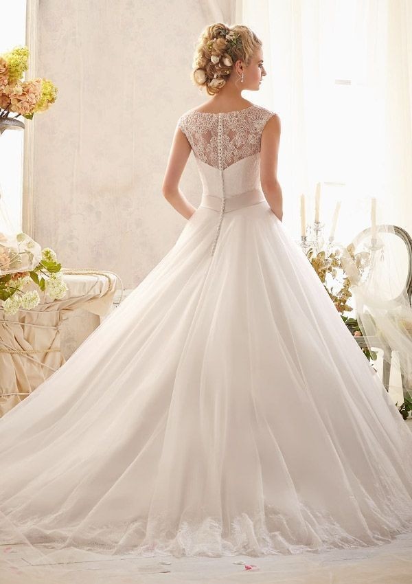 Morilee lace boat neck cap sleeve medium train wedding dress Size 8