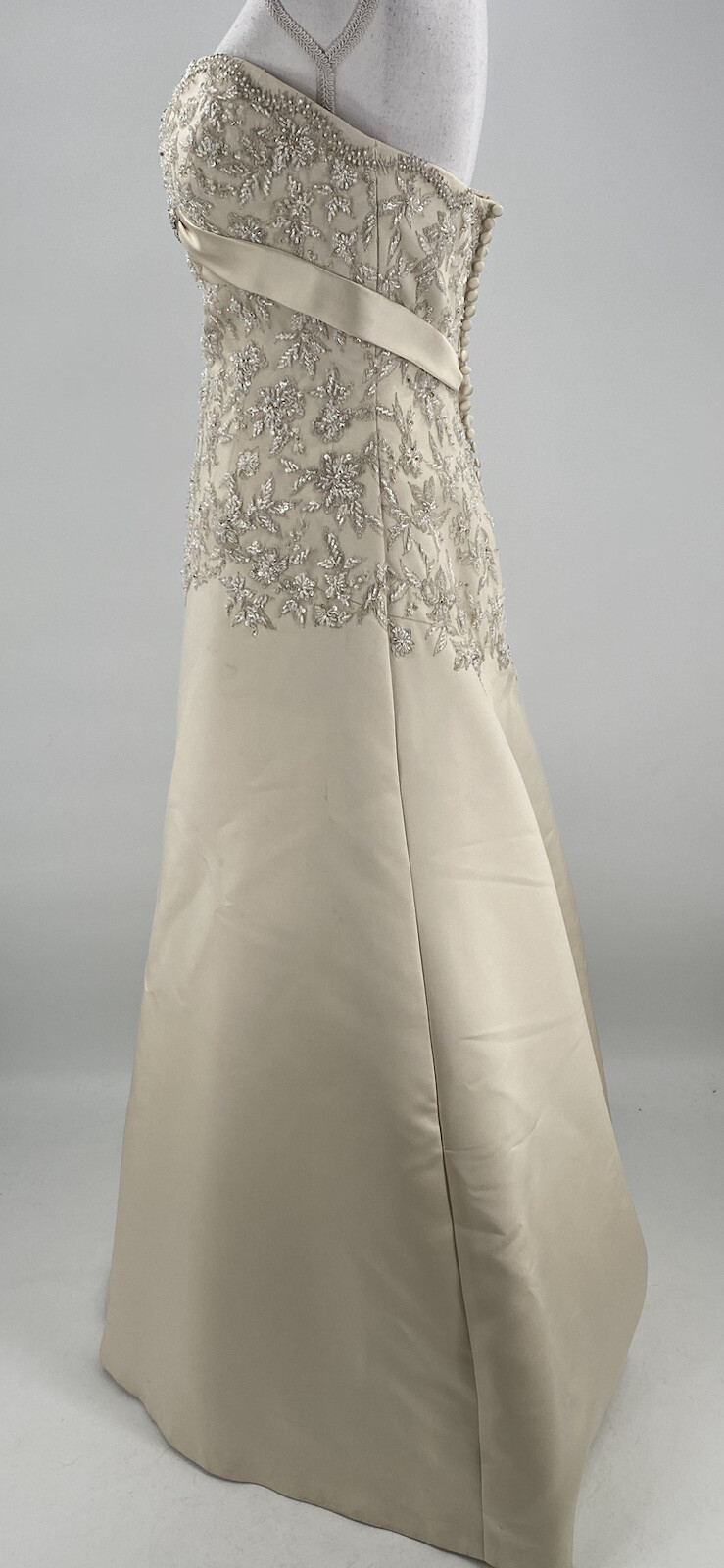 Anjolique Strapless Wedding Dress Beaded Off-White Full Skirt Size 10