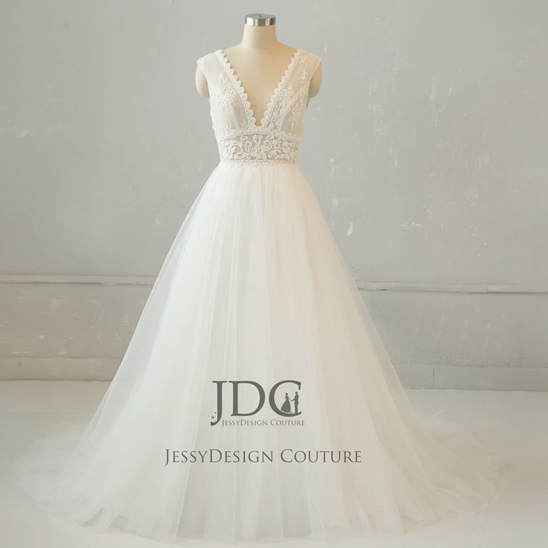 Beading lace straps wedding dress wedding dress 32-60 buttons to measure ivory