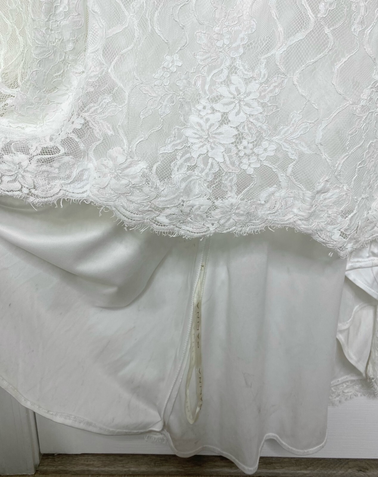 GALINA Off-White Lace V-Neck Cold Shoulder Bridal Wedding Dress Gown 14 US = XL