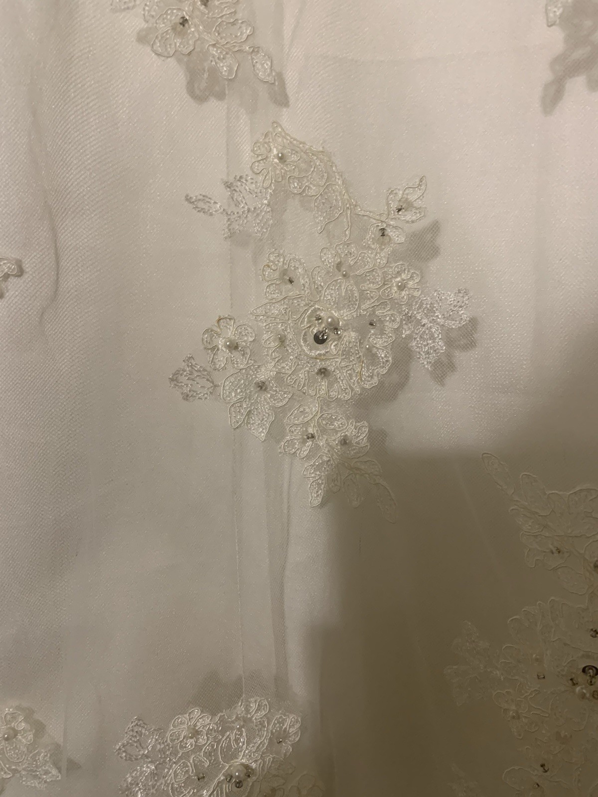 David’s Bridal Ivory Cap Sleeve Lace Over Satin A-Line Wedding Dress 16 petite