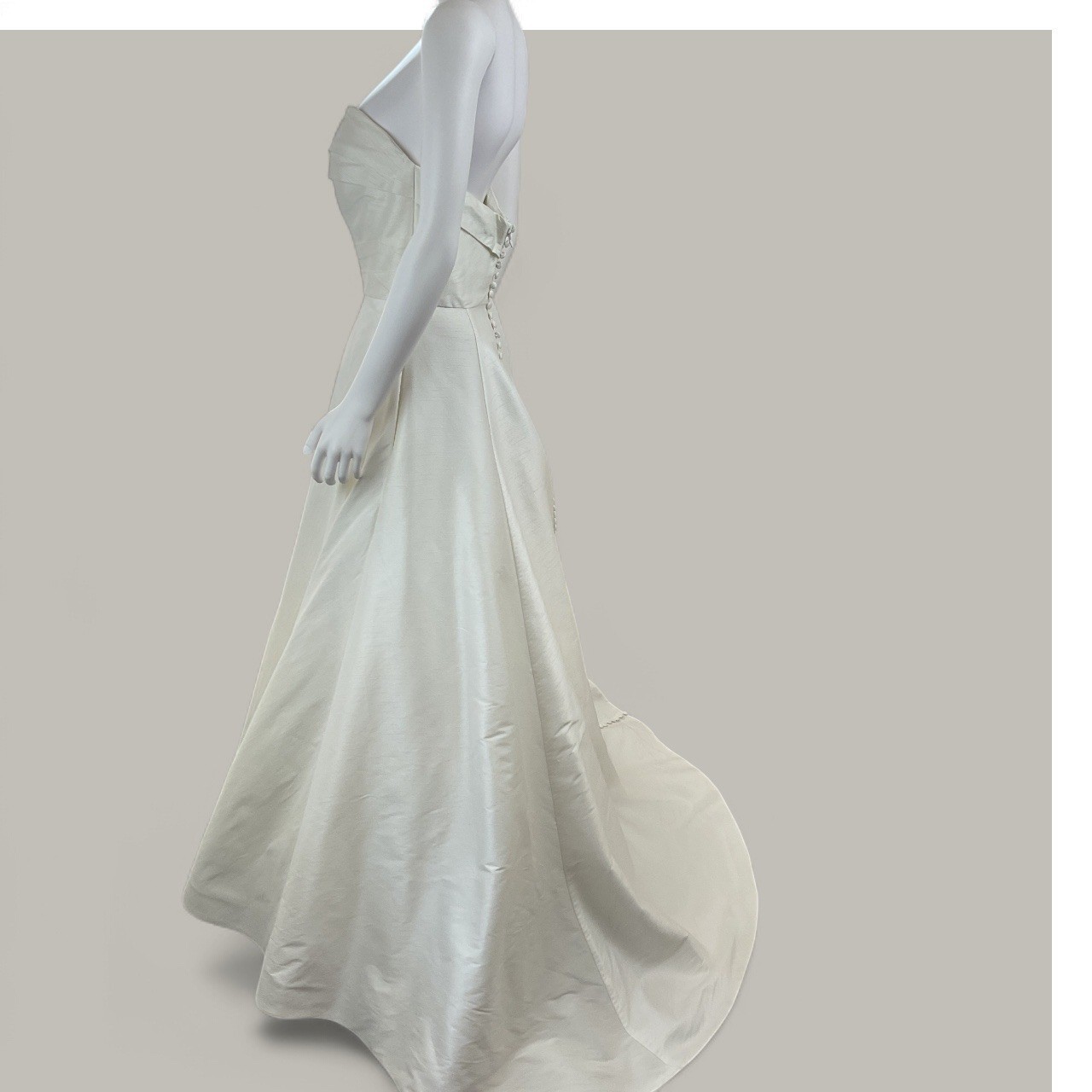 Strapless Wedding Dress Bridal Gown A-Line Buttons Back hidden zipper Gown