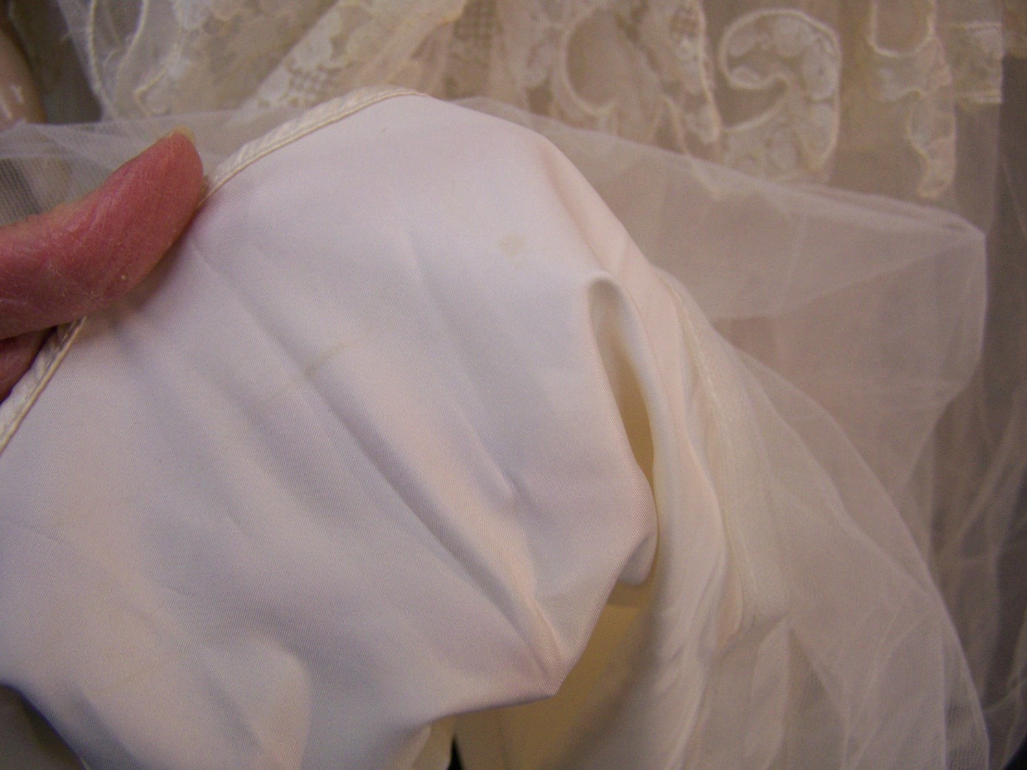 Vintage 1950s Lace Wedding Bridal Gown Dress Peter Pan Collar
