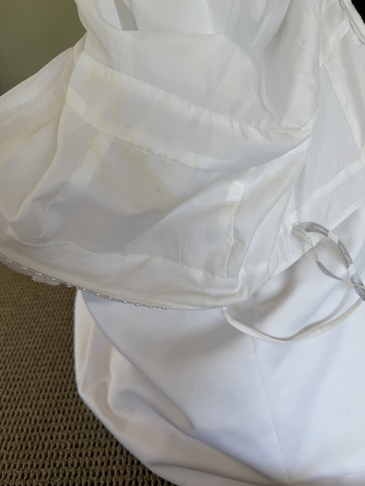 Alfred Angelo Beaded Ivory Wedding Dress Size 6 Size 8 Vintage 2000s A-Line