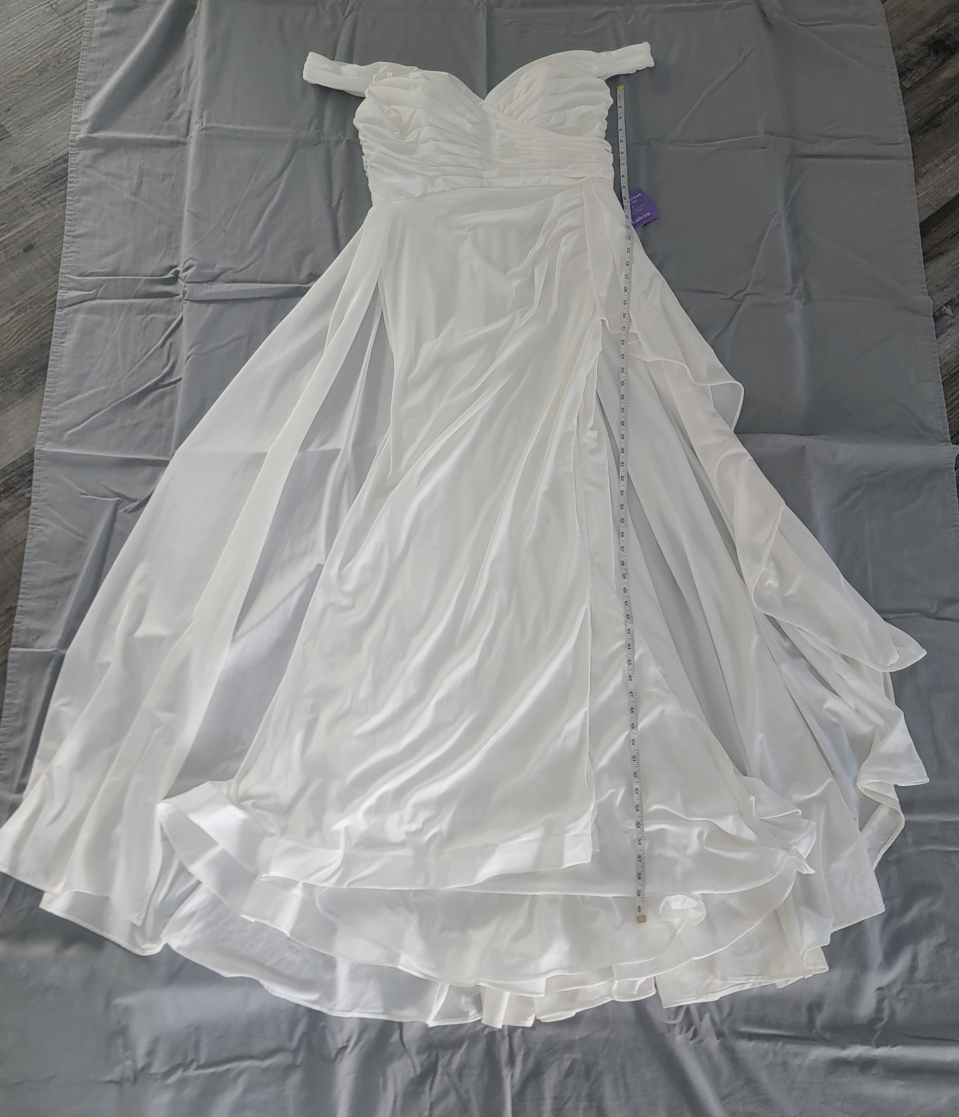 NWT Ladivine By Cinderella Divine WN315 Off-White Wedding Dress Size 18