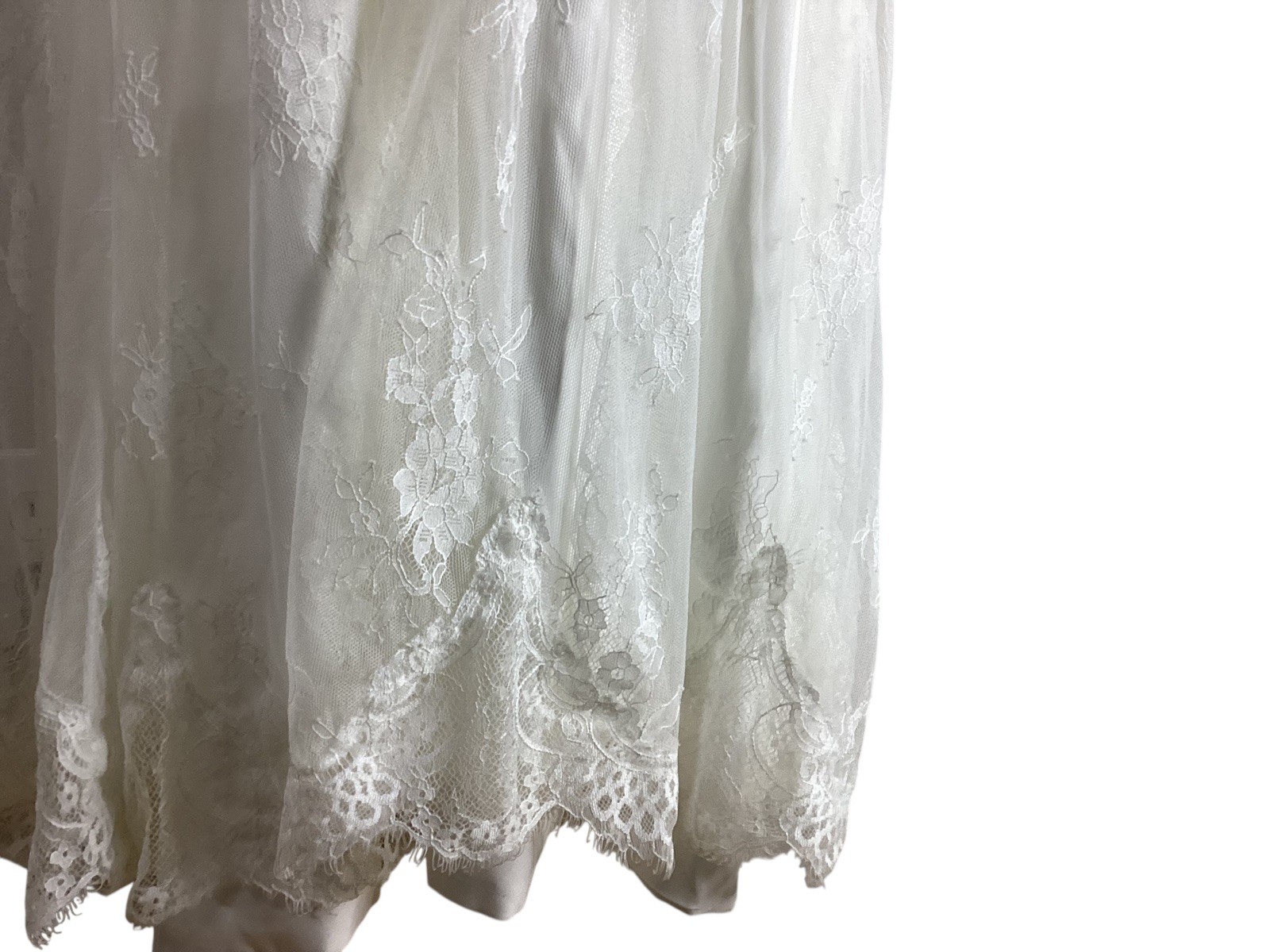 Vtg Eugenia Wedding Gown Off White Lace Simple Elegant Button Back Padded