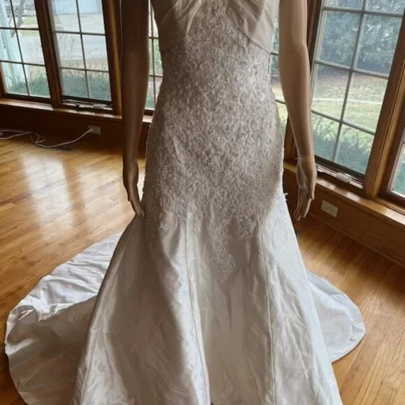 * Maggie Sottero Cream Beaded Taffeta Strapless Wedding Gown Bridal Dress Size 4