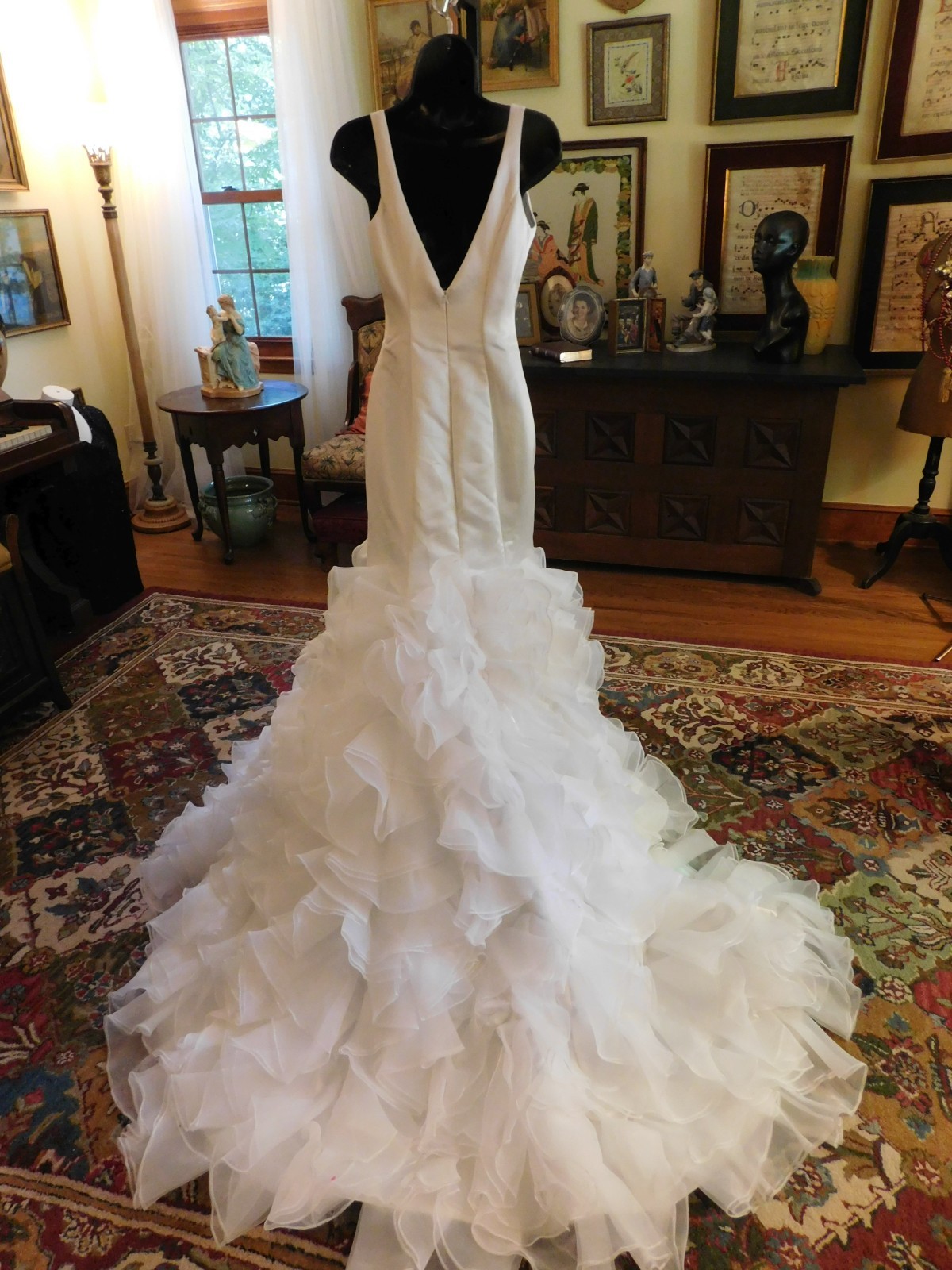 NEW WHITE FITTED W/RUFFLY SKIRT & TRAIN ‘BEDAZZLED” WEDDING GOWN S 2