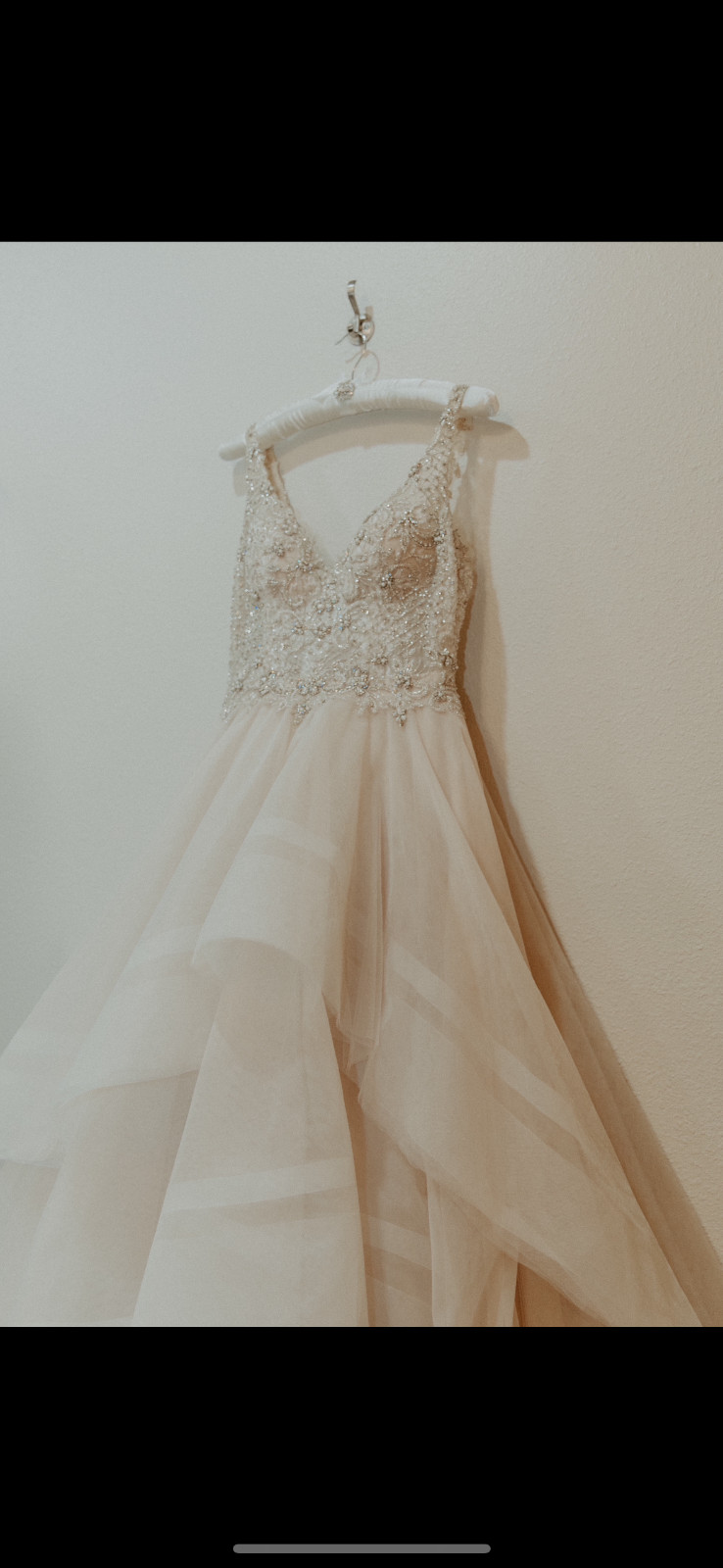 Martina Liana Wedding Gown Sz 12 with Matching Jewelry and Veil, Great Condition