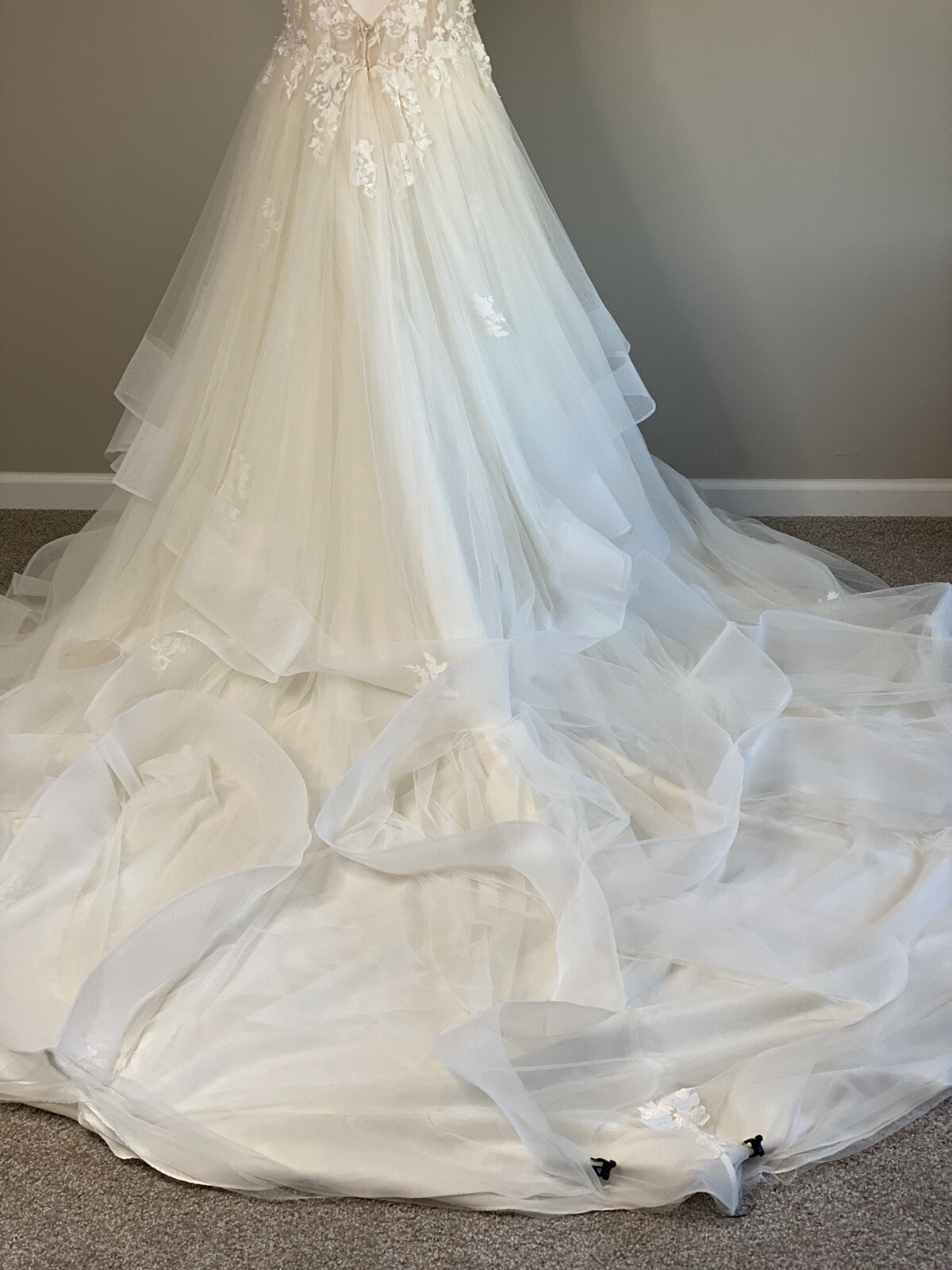 Morilee Wedding Gown 2365 Carmelina Ivory Champaign A Line V Neck Size 12