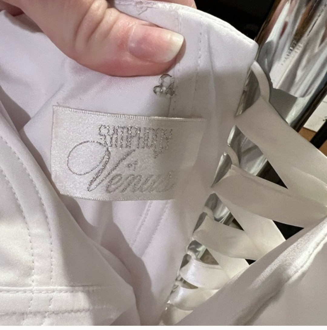 Symphony Of Venus Wedding Dress Sz 6