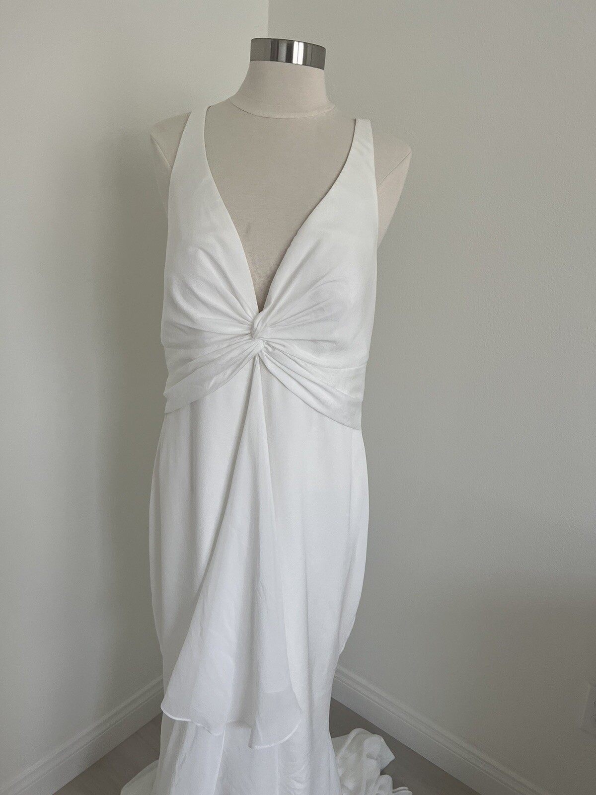Katie May Mykonos Twist Front Crepe de Chine Mermaid Gown, Ivory Size V NWT